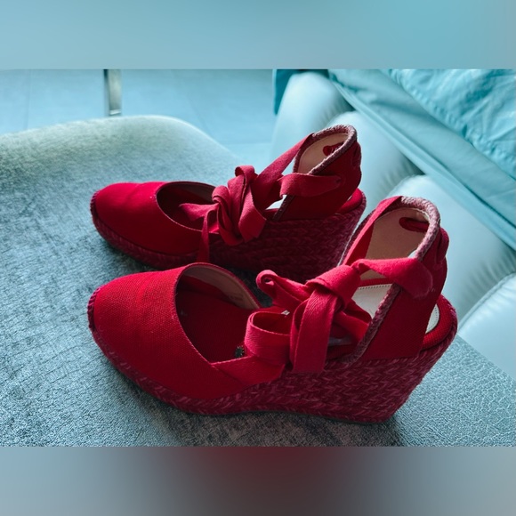 Stuart Weitzman Marguerita Canvas Wedge Sandal Red Size 6 pre-owned - Picture 6 of 9